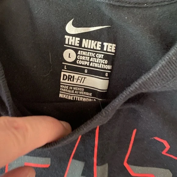 Boy's Youth Size Large Black Red Beast Nike Dri-Fit T Shirt Tee Top - Picture 2 of 3